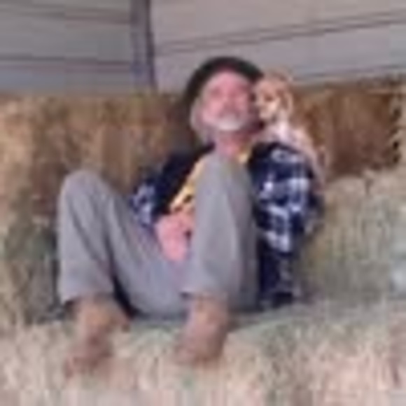 Meet your Posher, Rusty - Picture 1 of 1